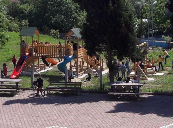 Okulumuza Çocuk Parkı Kazandırdık