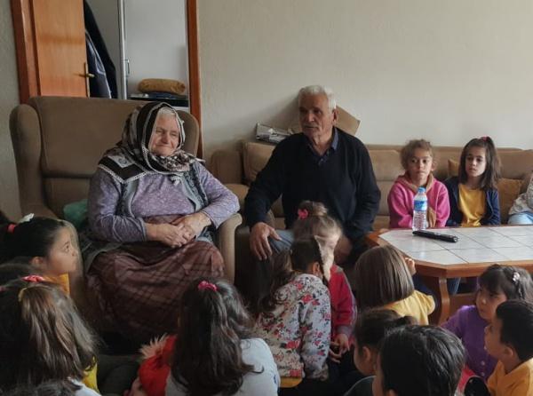 Yaşlılar Haftasında Mahallemiz Büyüklerinden Ziynet TOPCU ve Ahmet Ali TOPCU´yu Ziyaret Ettik